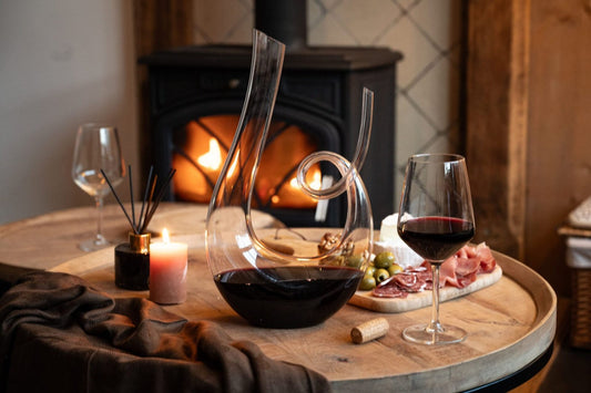 De Ultieme Gids voor de Decanteerkaraf: Voordelen, Gebruik & Tips