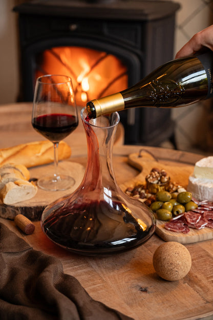 Wijn inschenken in Royal Decanter